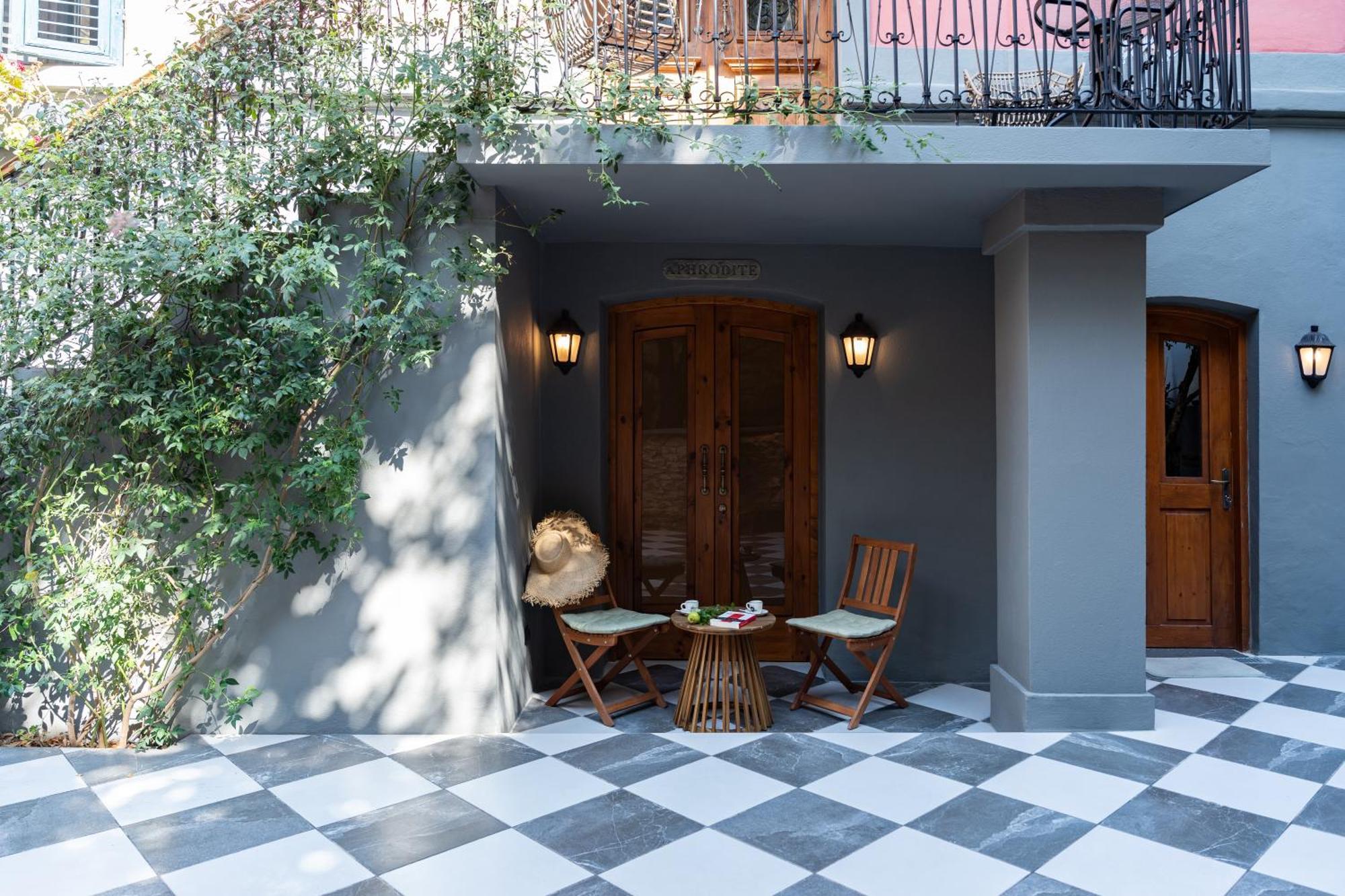 Pomegranate Suites Kavála Exterior photo